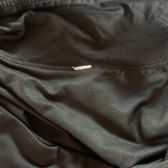 lululemon speed up shorts - Picture 4 of 4